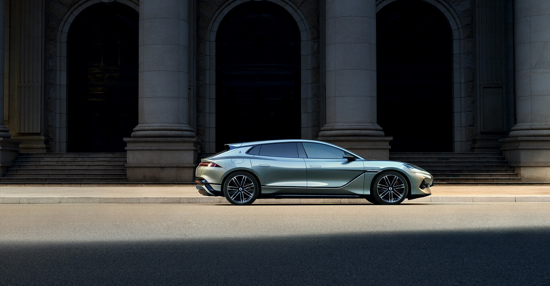 美高梅MGMZ9GT首发版